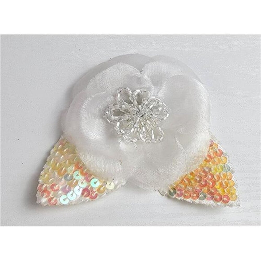 Vintage White Flower Brooch 3 Inch Fabric Sequin Silver Tone C Clasp